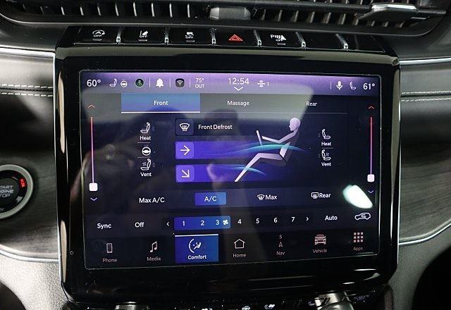 2022 Jeep Grand Cherokee Overland photo 31