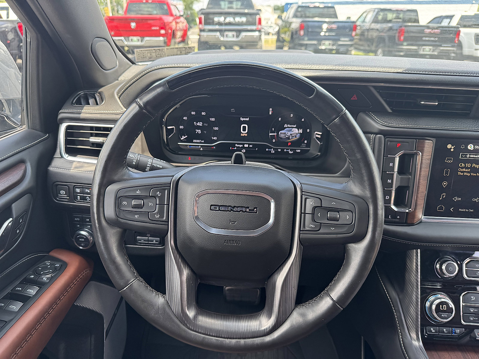 2023 Gmc Yukon Denali Ultimate photo 15