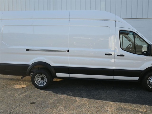 2026 Ford Transit Cargo Van photo 3