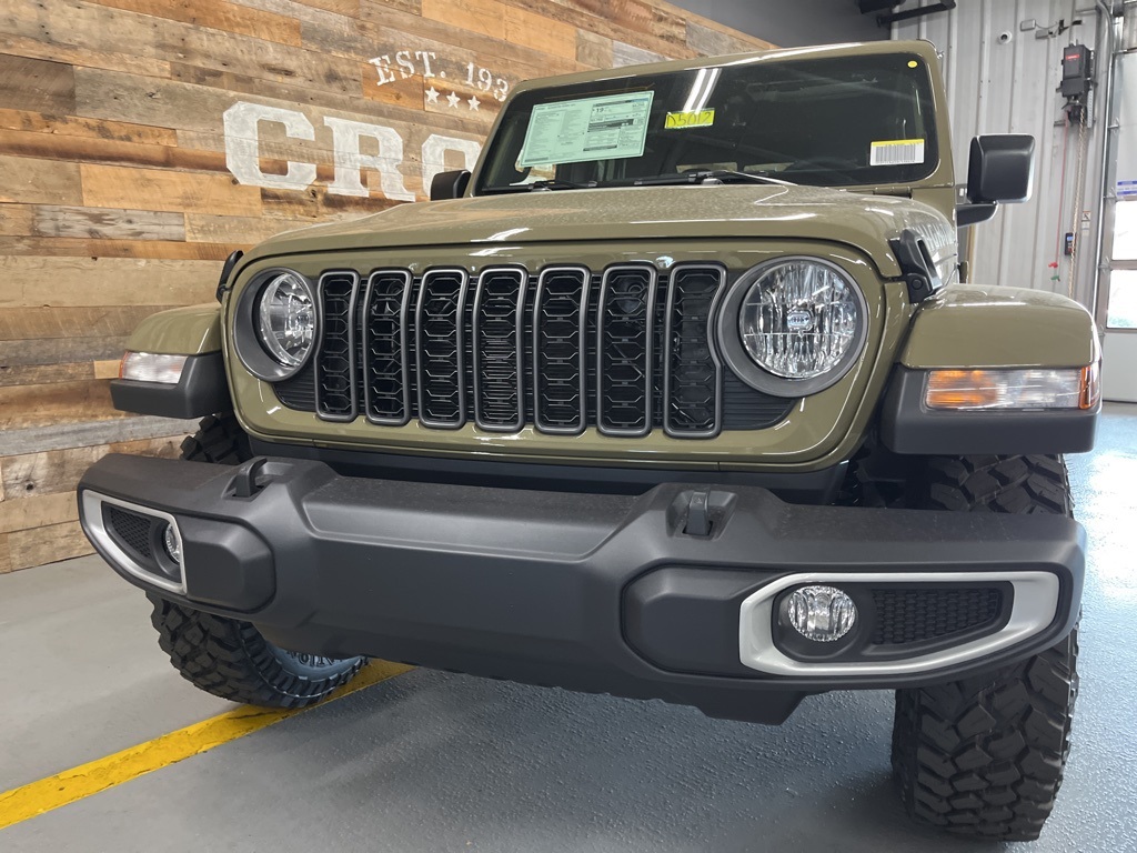 2025 Jeep Gladiator Sport photo 11