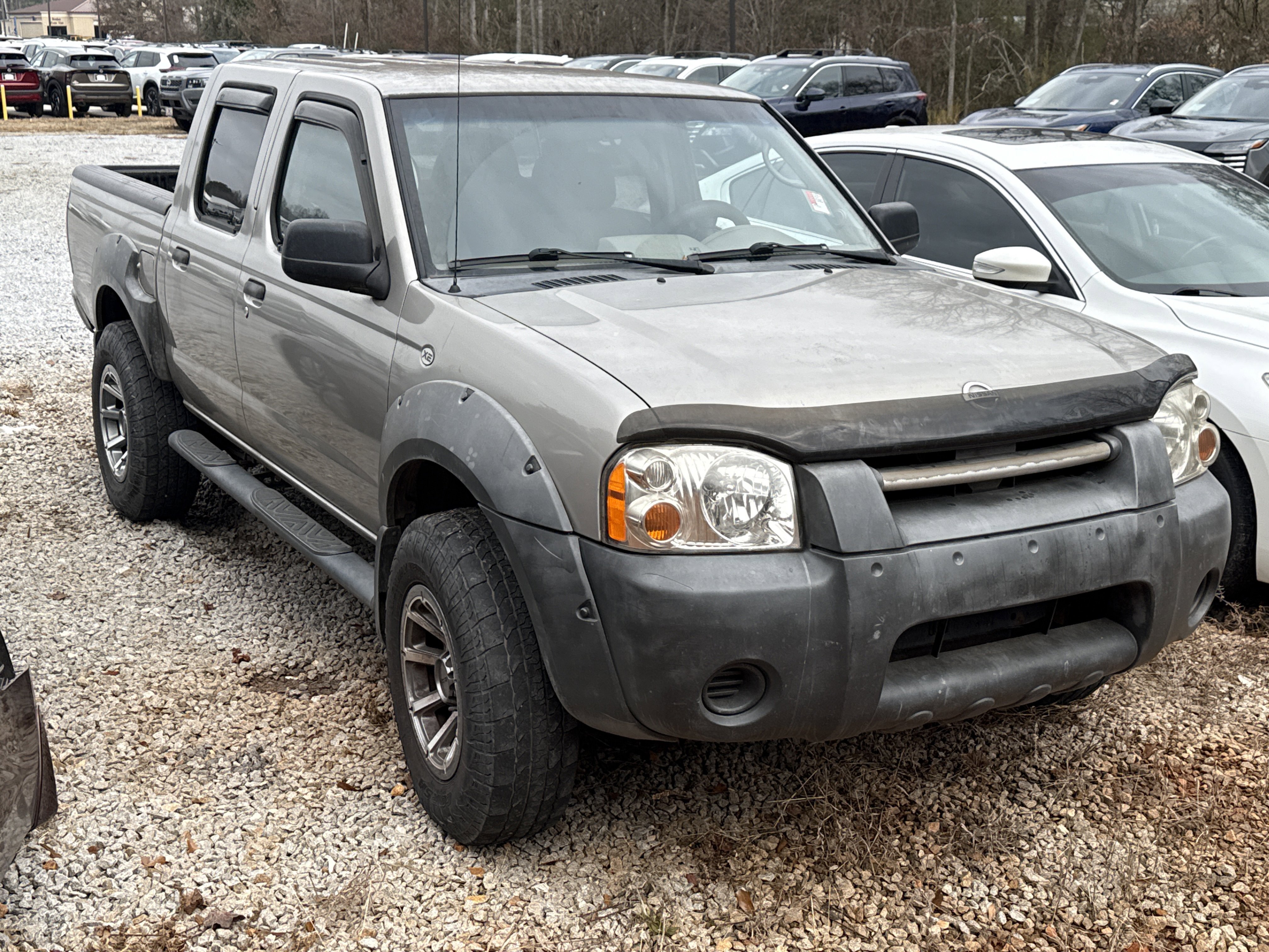 2003 Nissan Frontier XE's photo