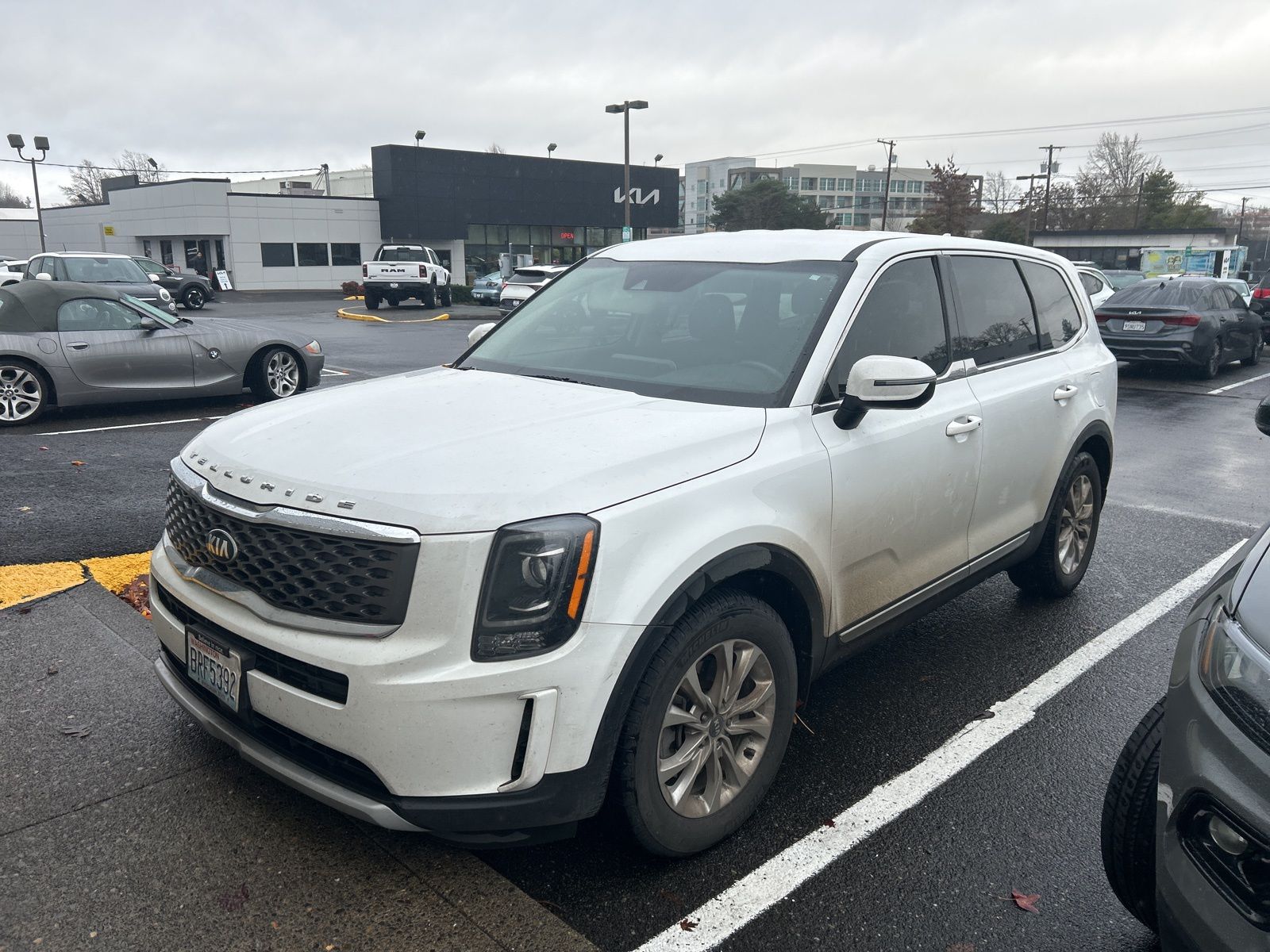 2020 Kia Telluride LX's photo