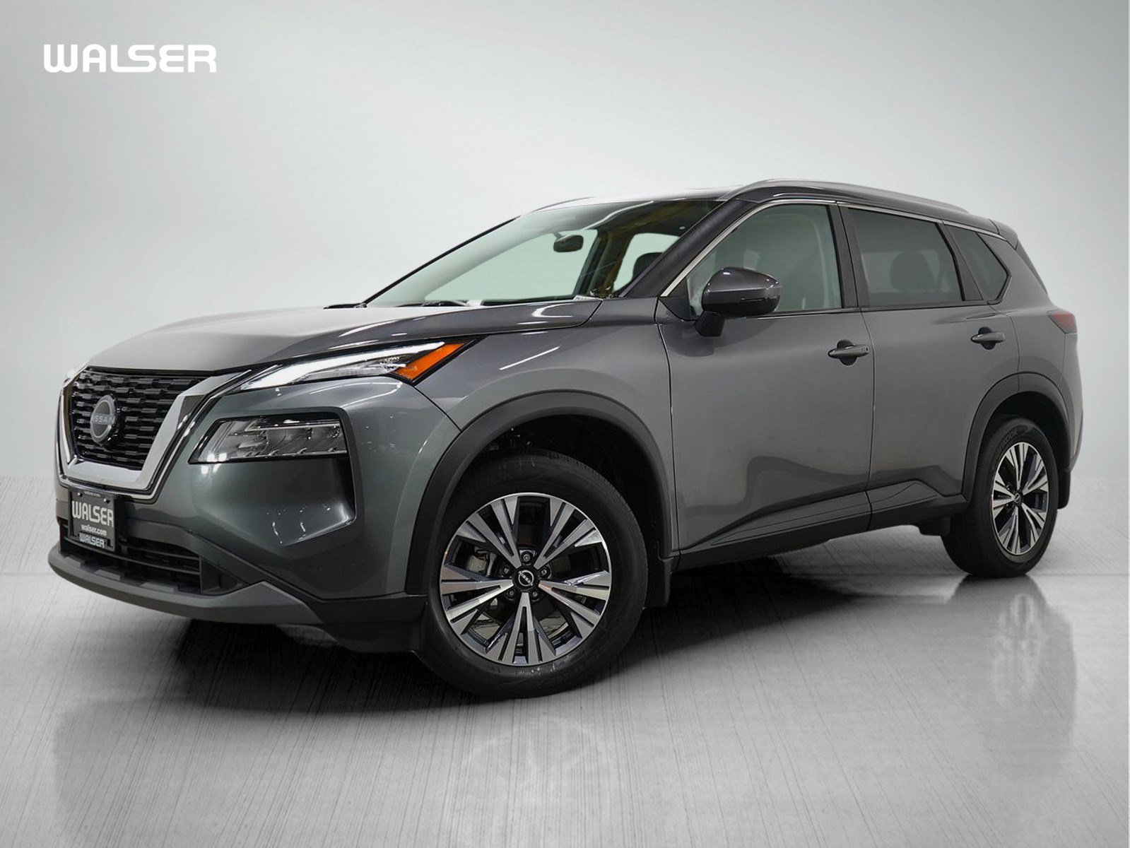 2022 Nissan Rogue SV's photo