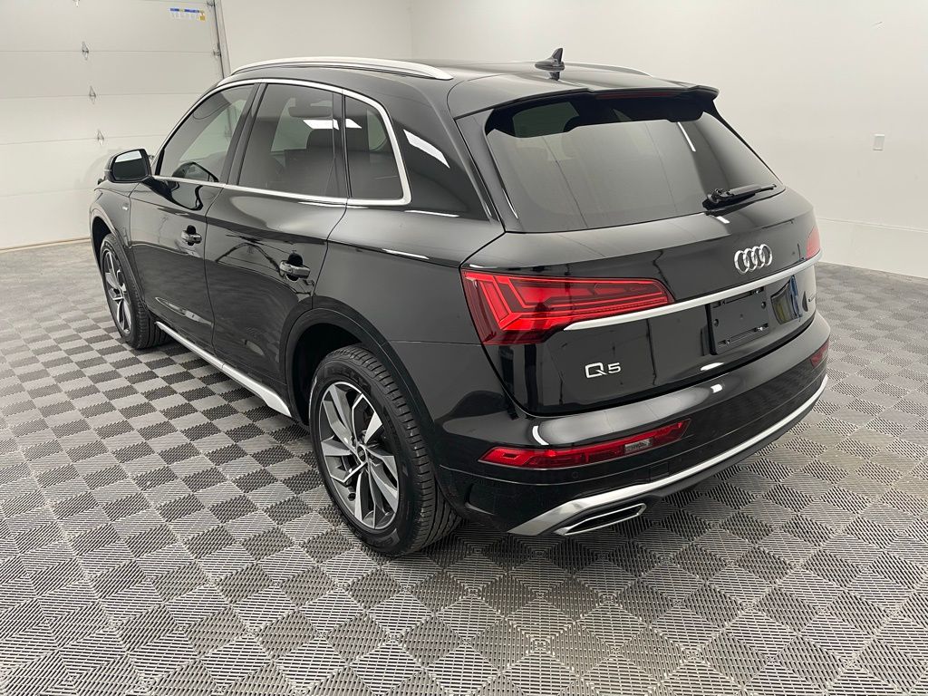 2022 Audi Q5 45 S line Premium photo 14