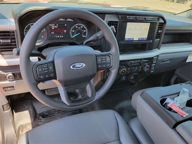 2024 Ford F-550 XL photo 26