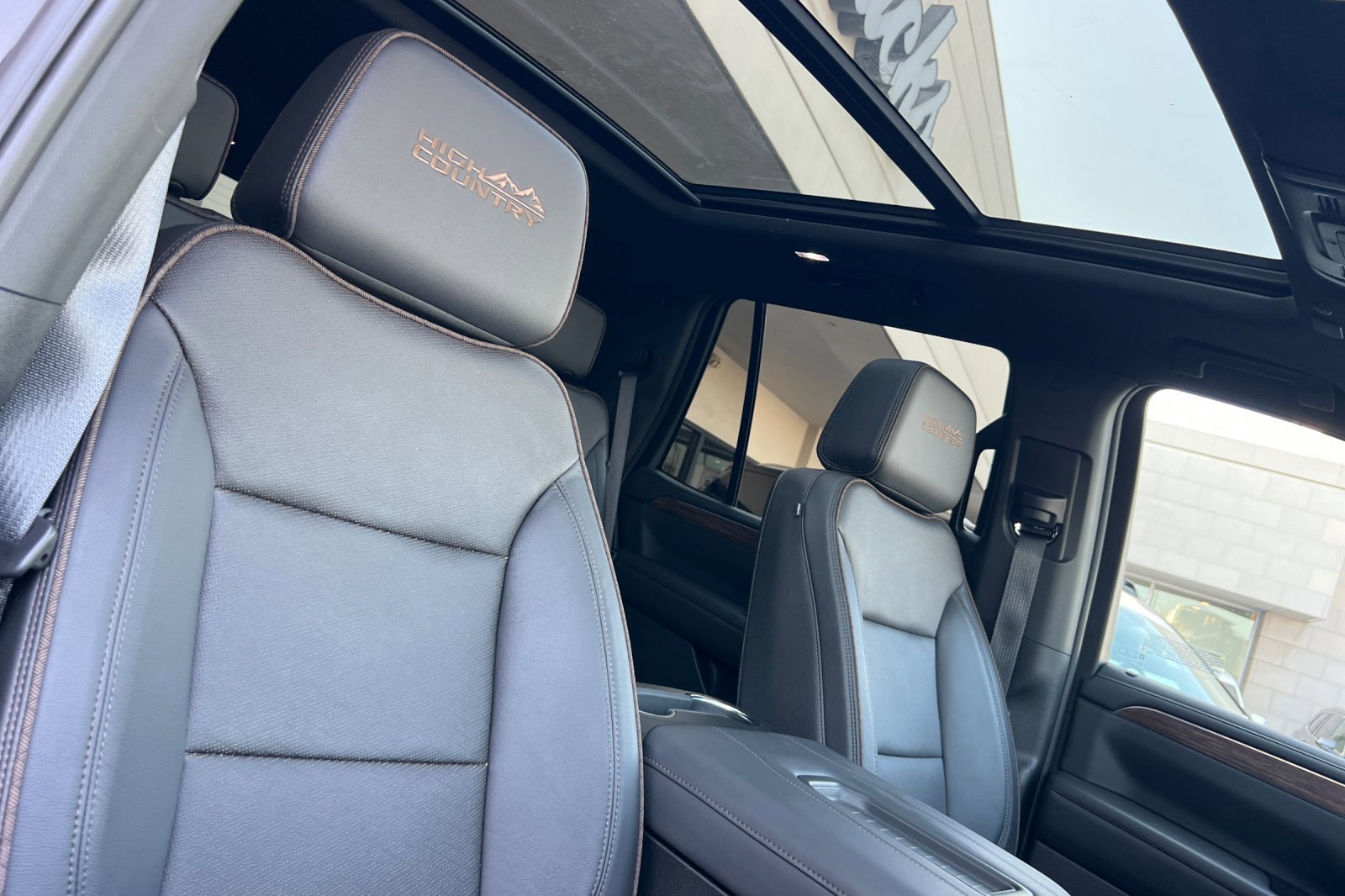 2024 Chevrolet Tahoe High Country photo 17