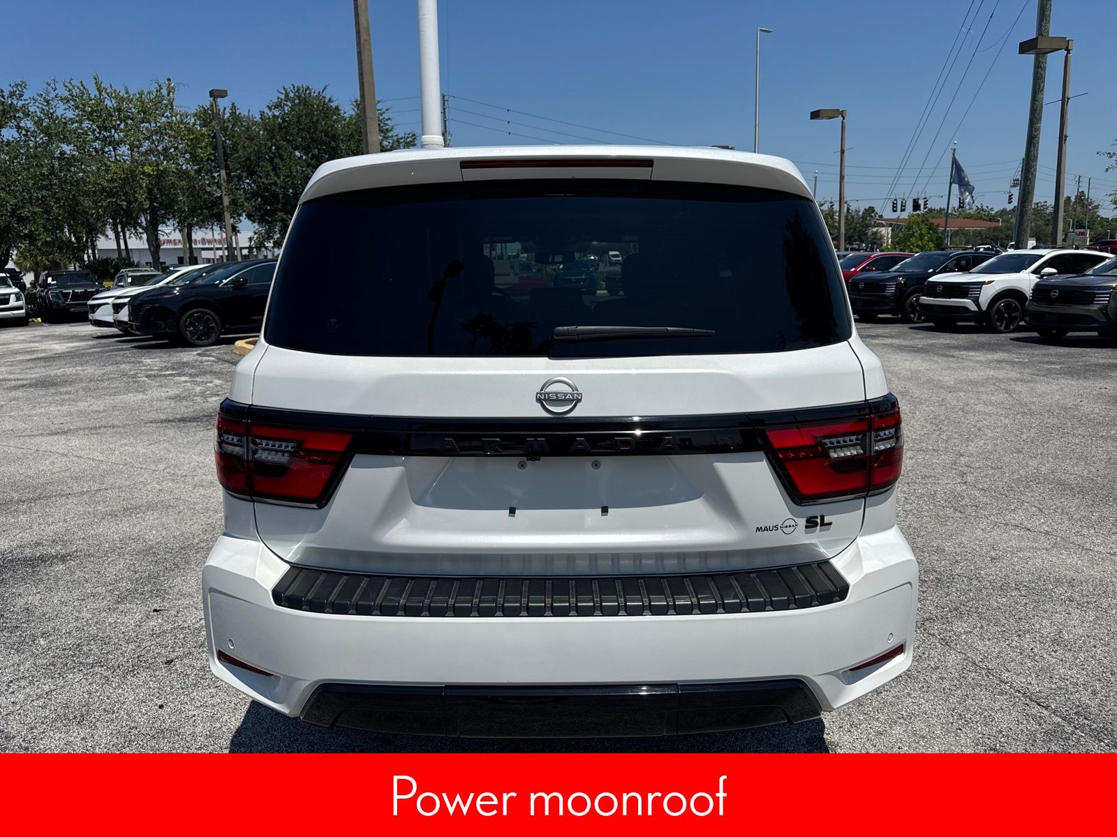 2024 Nissan Armada SL photo 4
