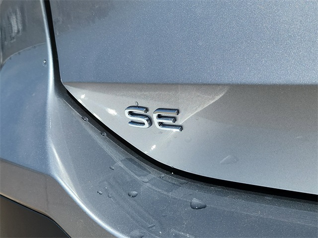 2025 Volkswagen Tiguan SE photo 4