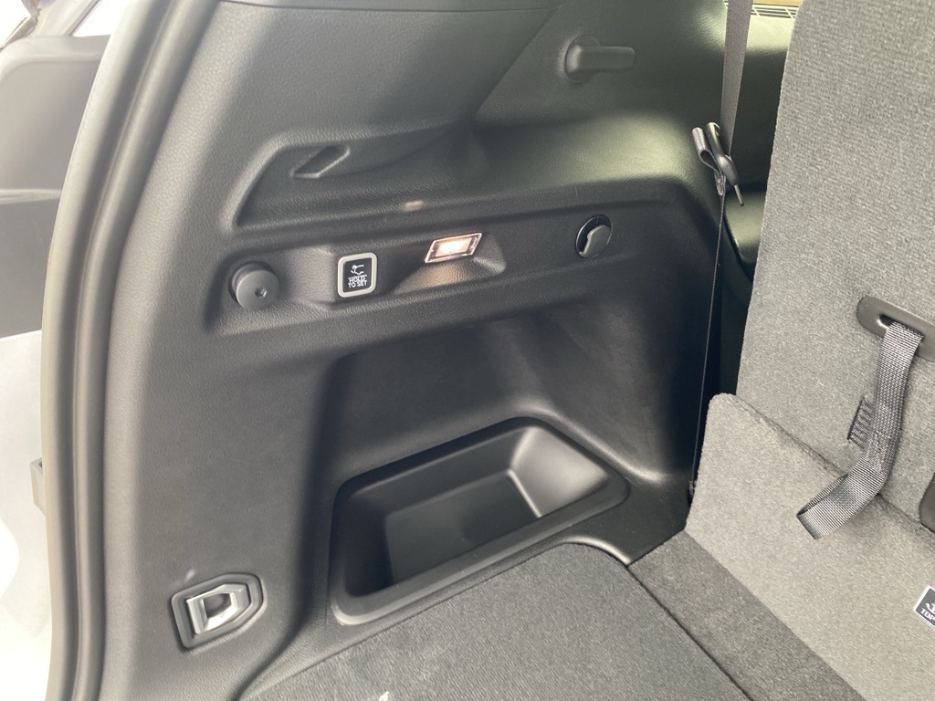 2025 Jeep Grand Cherokee Limited photo 13