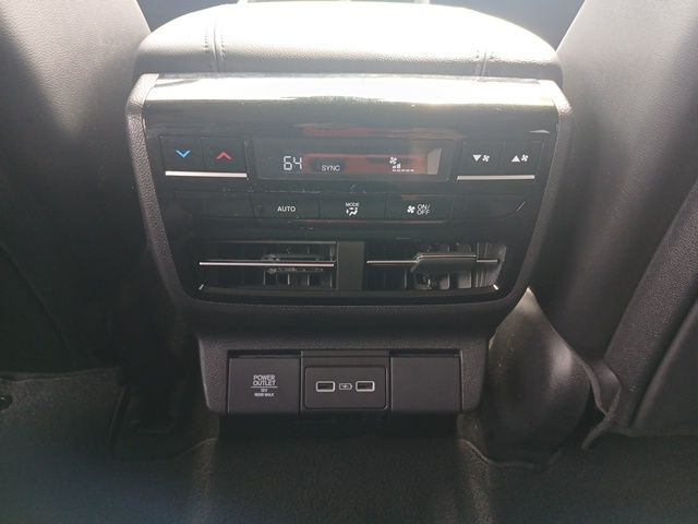 2023 Acura MDX SH-AWD photo 15