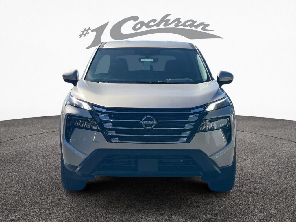 2026 Nissan Rogue SV photo 2