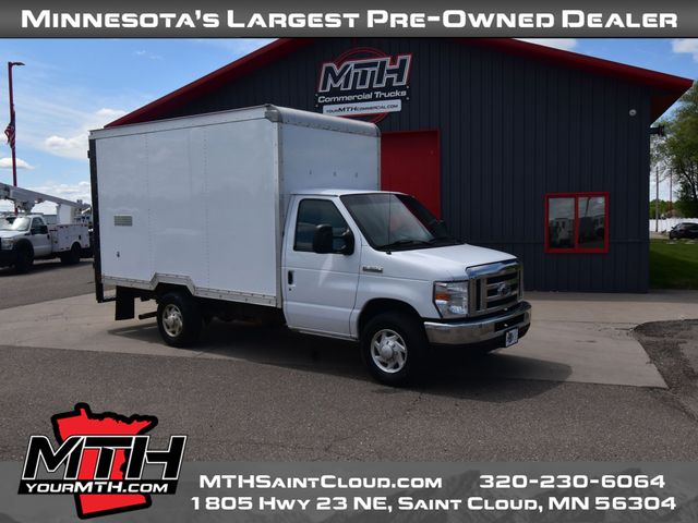 2019 Ford E-Series Cutaway Base's photo