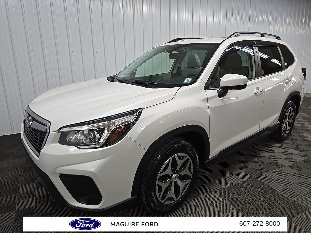 2020 Subaru Forester Premium photo 8