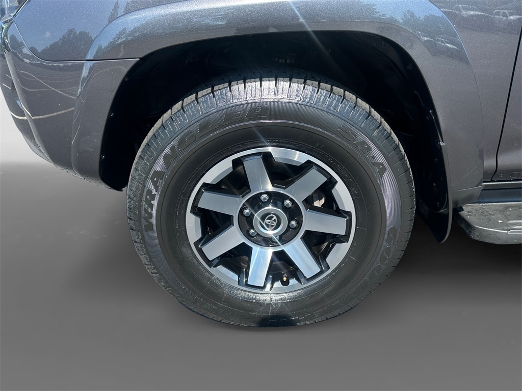 2023 Toyota 4Runner TRD Off-Road Premium photo 13