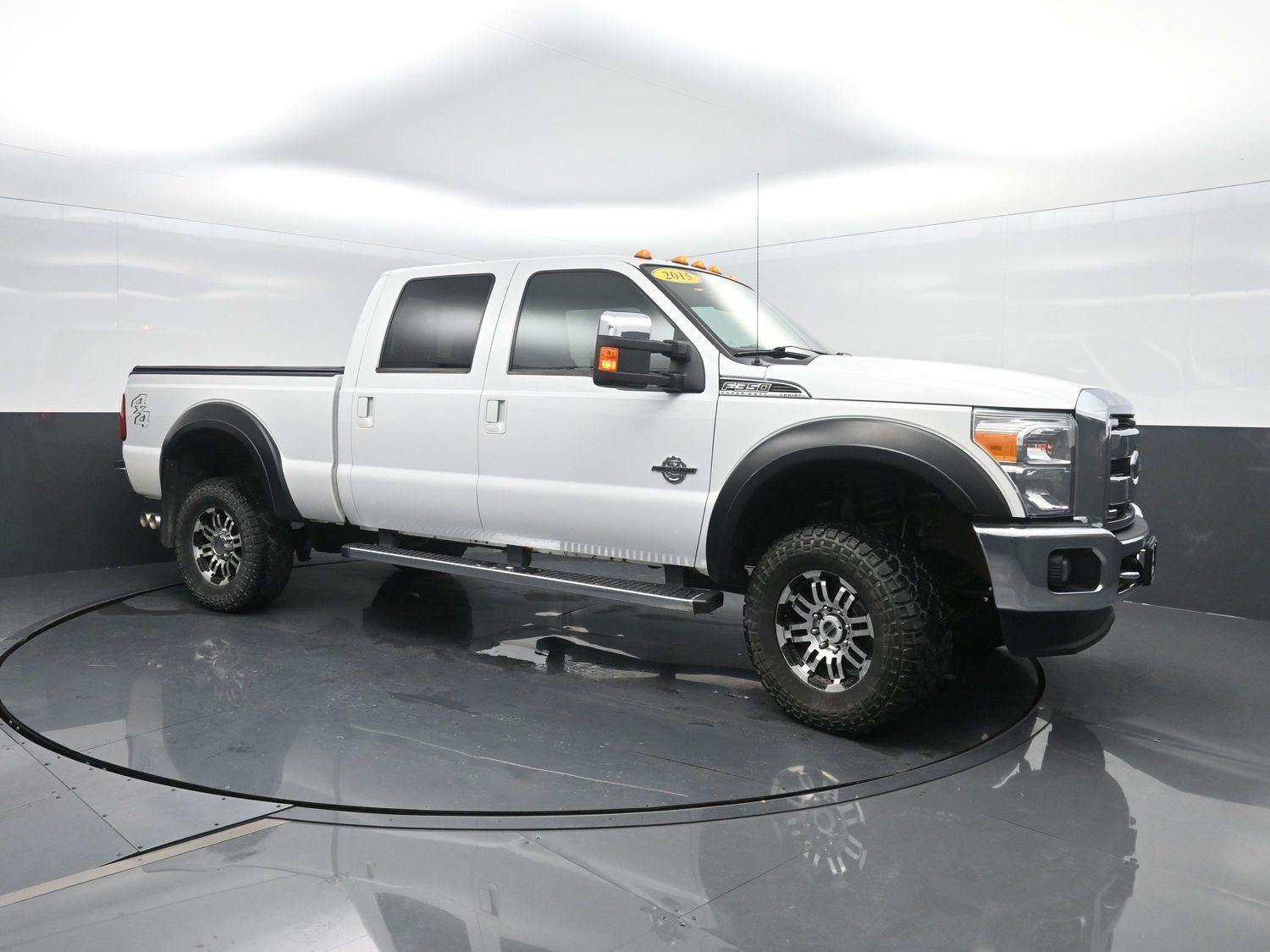 2015 Ford F-350 Lariat photo 4