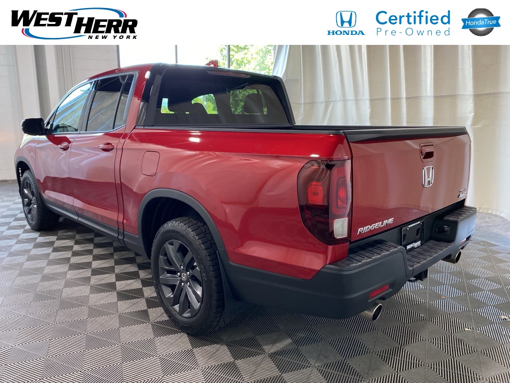 2023 Honda Ridgeline Sport photo 2