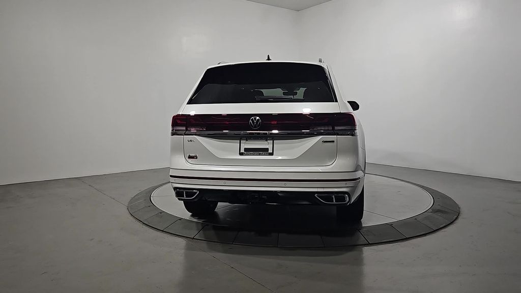 2026 Volkswagen Atlas SEL Premium R-Line photo 3