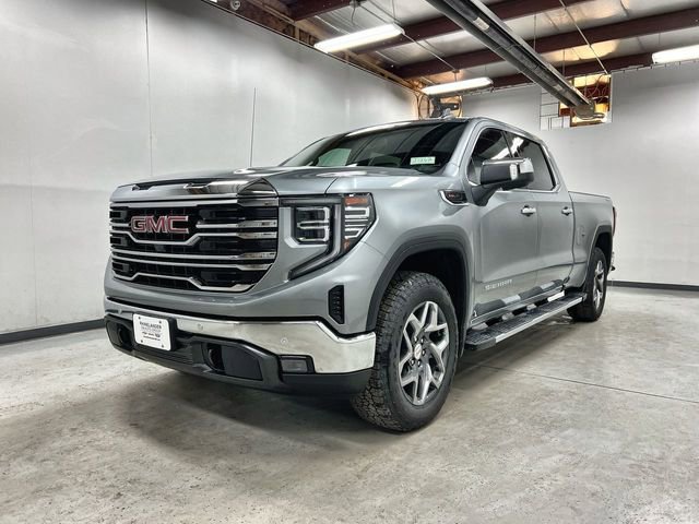 2026 GMC Sierra 1500 SLT's photo