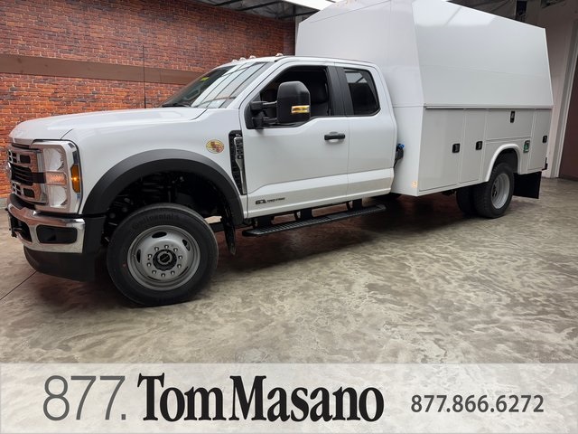 2024 Ford F-550 Super Duty Chassis Cab XL's photo