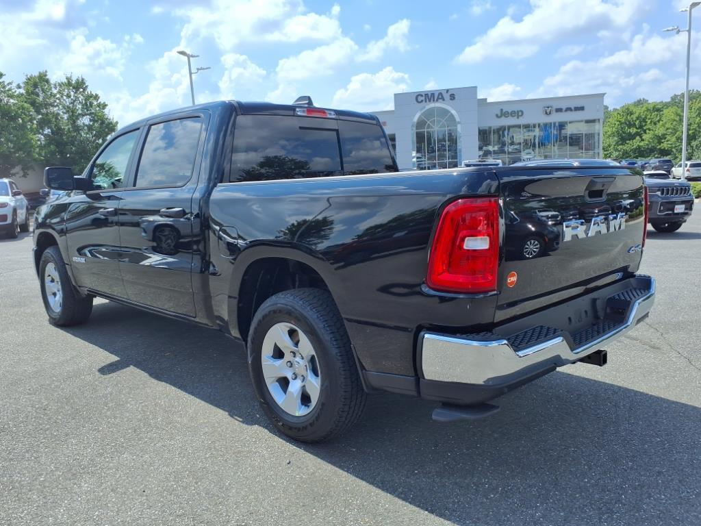 2025 Ram 1500 Tradesman photo 4