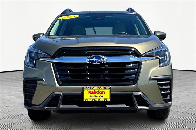 2024 Subaru Ascent Premium photo 2
