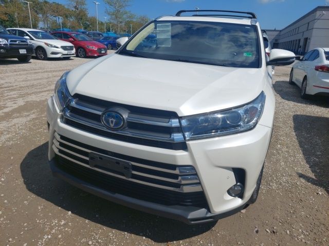 2017 Toyota Highlander Hybrid Limited photo 4