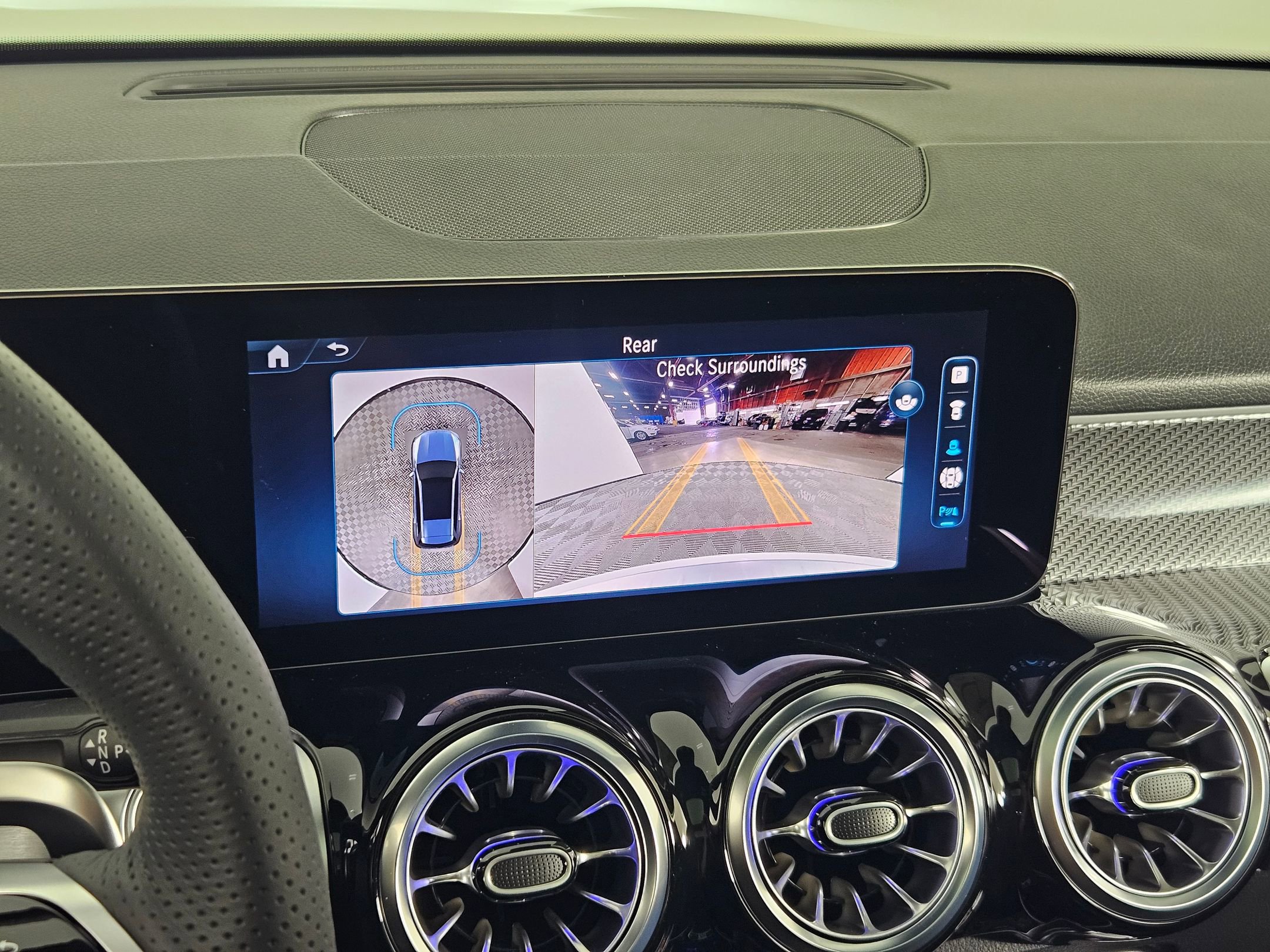 2025 Mercedes Benz GLB AMG 35 4MATIC photo 27