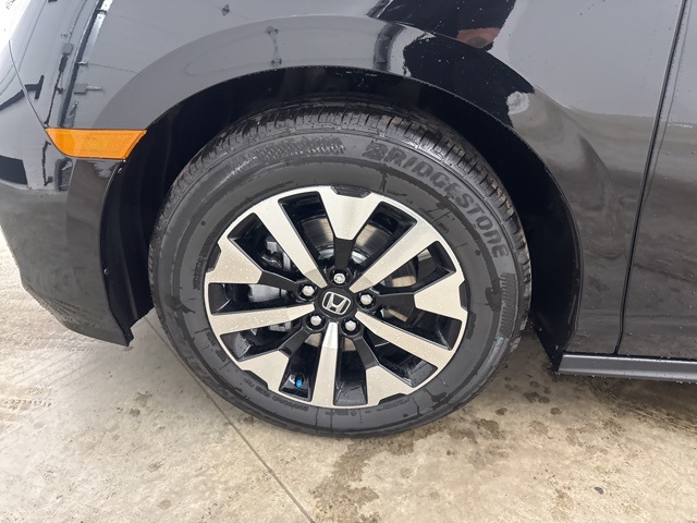 2026 Honda Odyssey EX-L photo 9