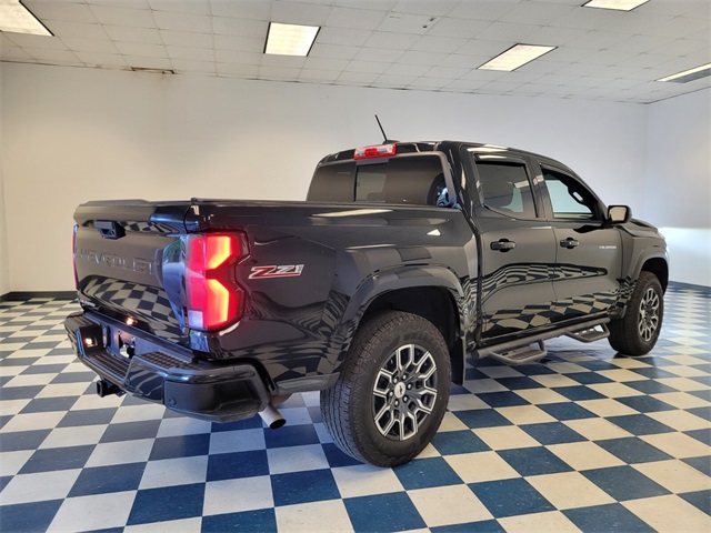 2023 Chevrolet Colorado Z71 photo 9
