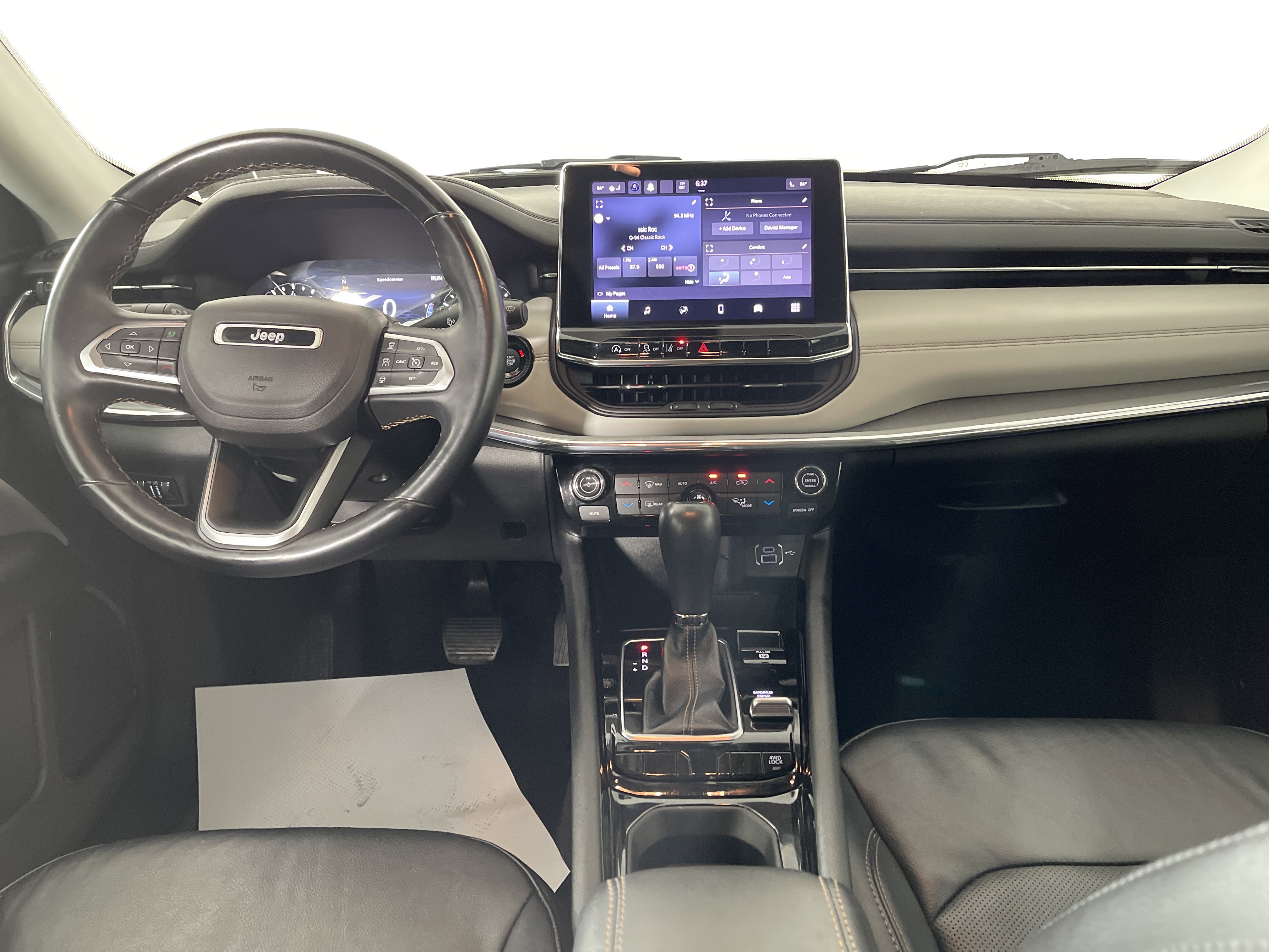 2022 Jeep Compass Limited photo 4