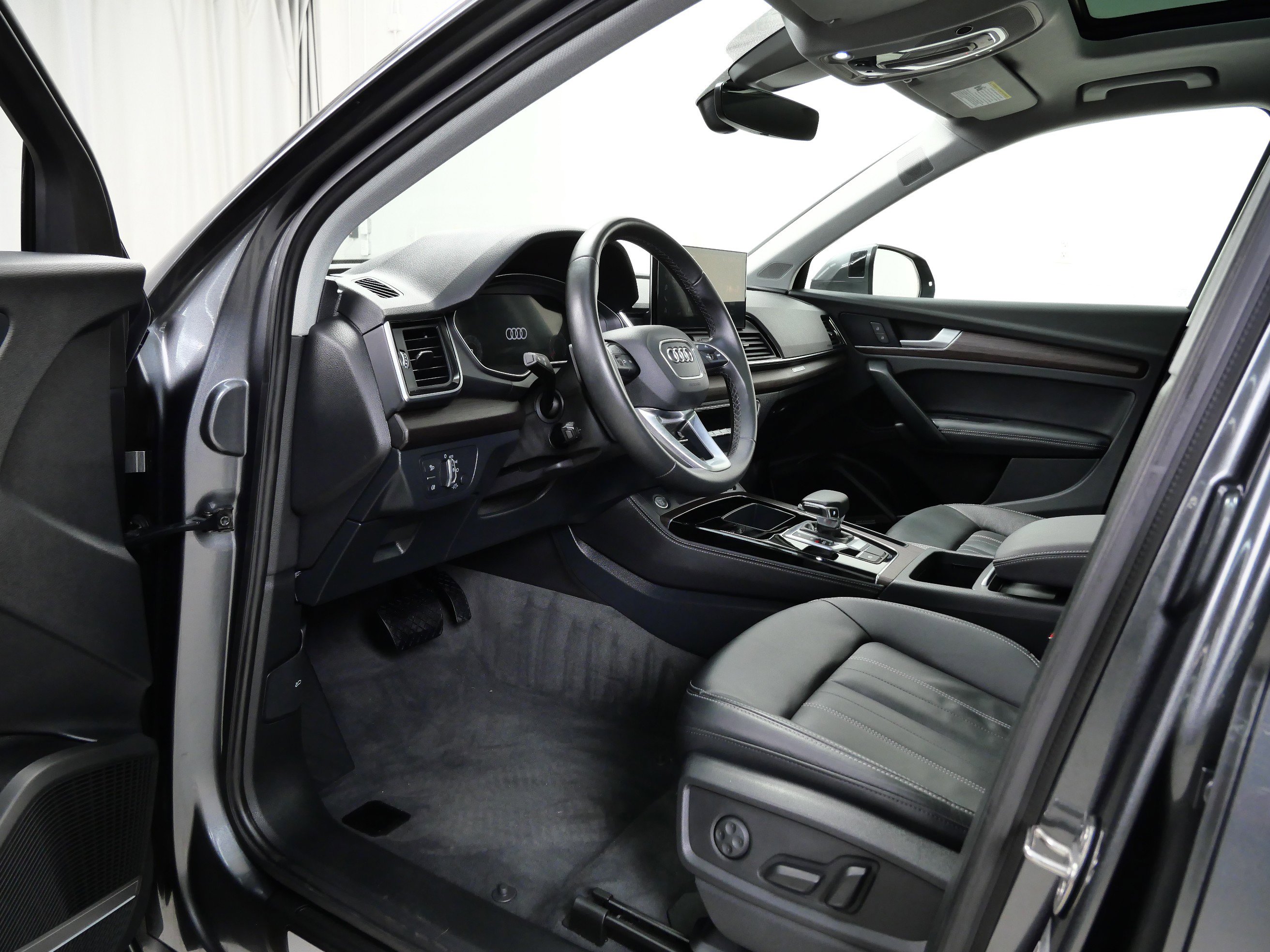 2022 Audi Q5 S line Premium Plus photo 13