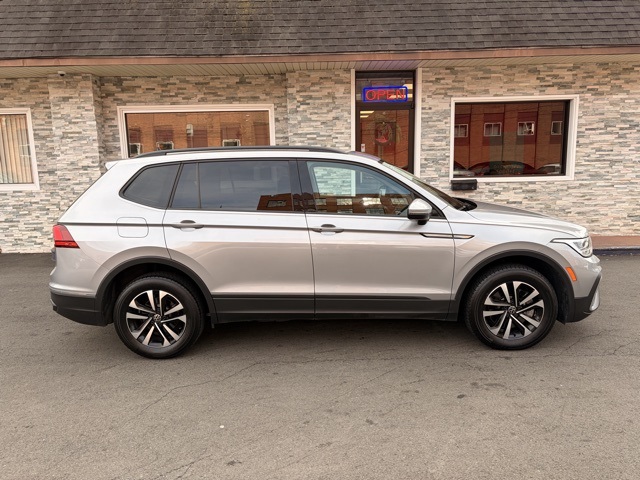 2023 Volkswagen Tiguan S photo 4