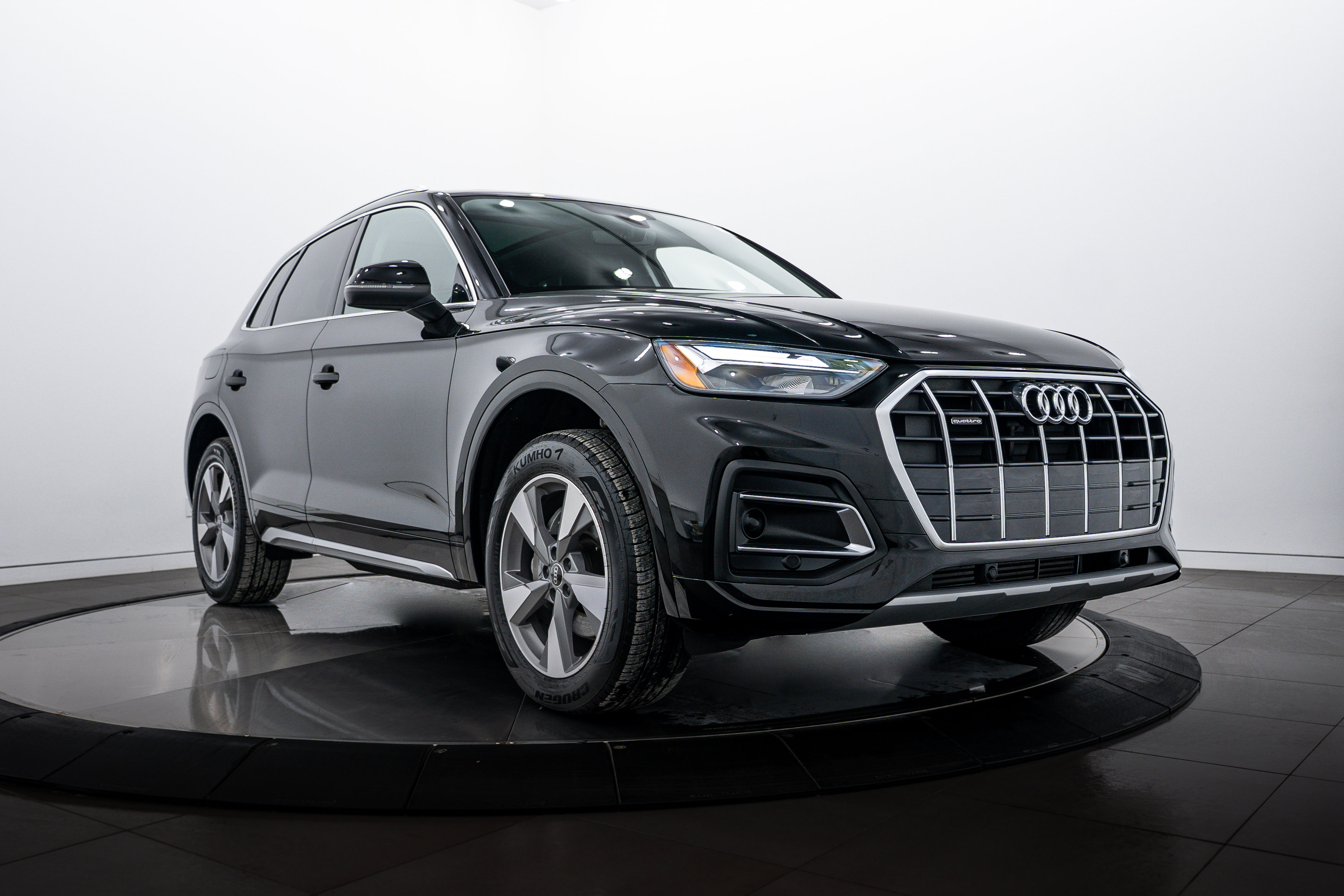 2023 Audi Q5 Premium's photo