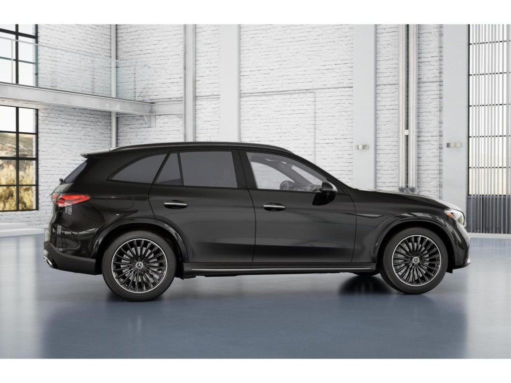 2026 Mercedes Benz GLC 300 photo 15