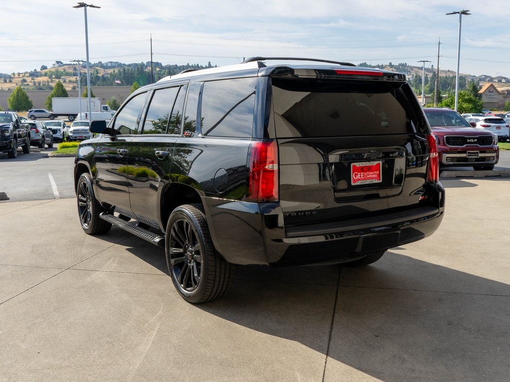 2018 Chevrolet Tahoe LT photo 3