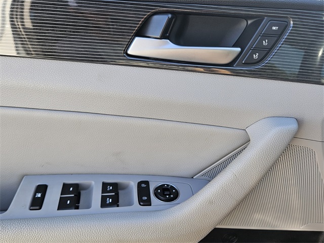 2018 Hyundai Sonata Limited photo 27