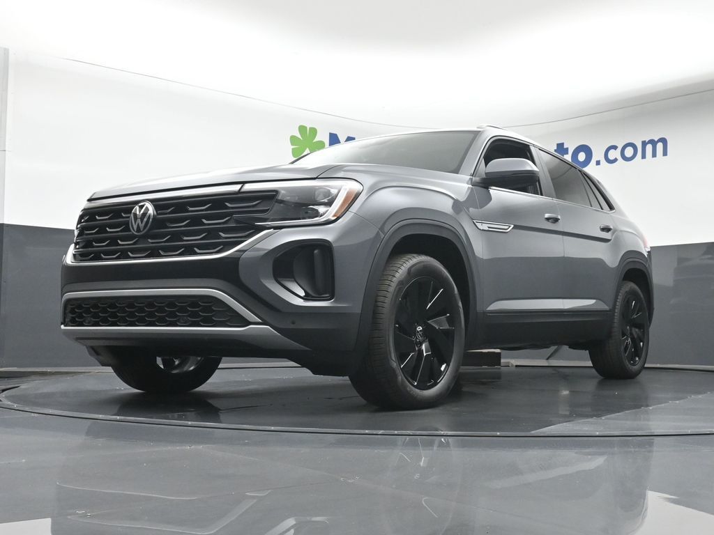 2026 Volkswagen Atlas Cross Sport SE Technology photo 4