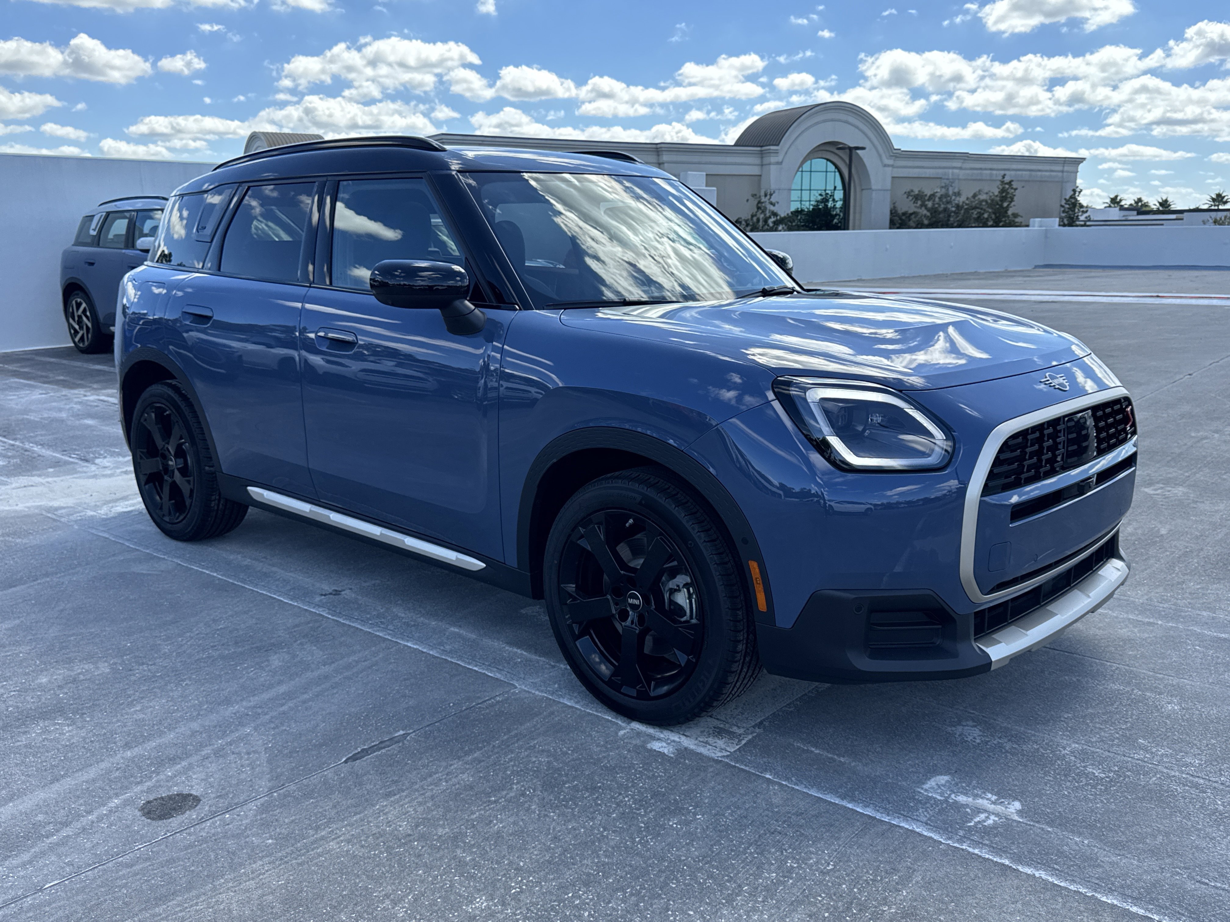 2026 MINI Countryman S's photo