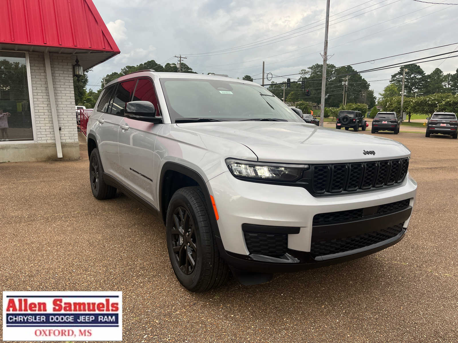 New 2025 Jeep Grand Cherokee L Altitude Sport Utility in Oxford