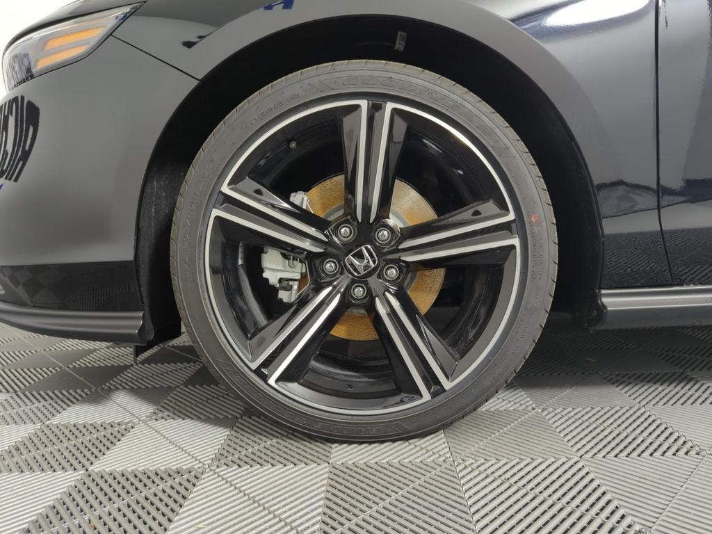 2025 Honda Accord Hybrid Sport photo 11