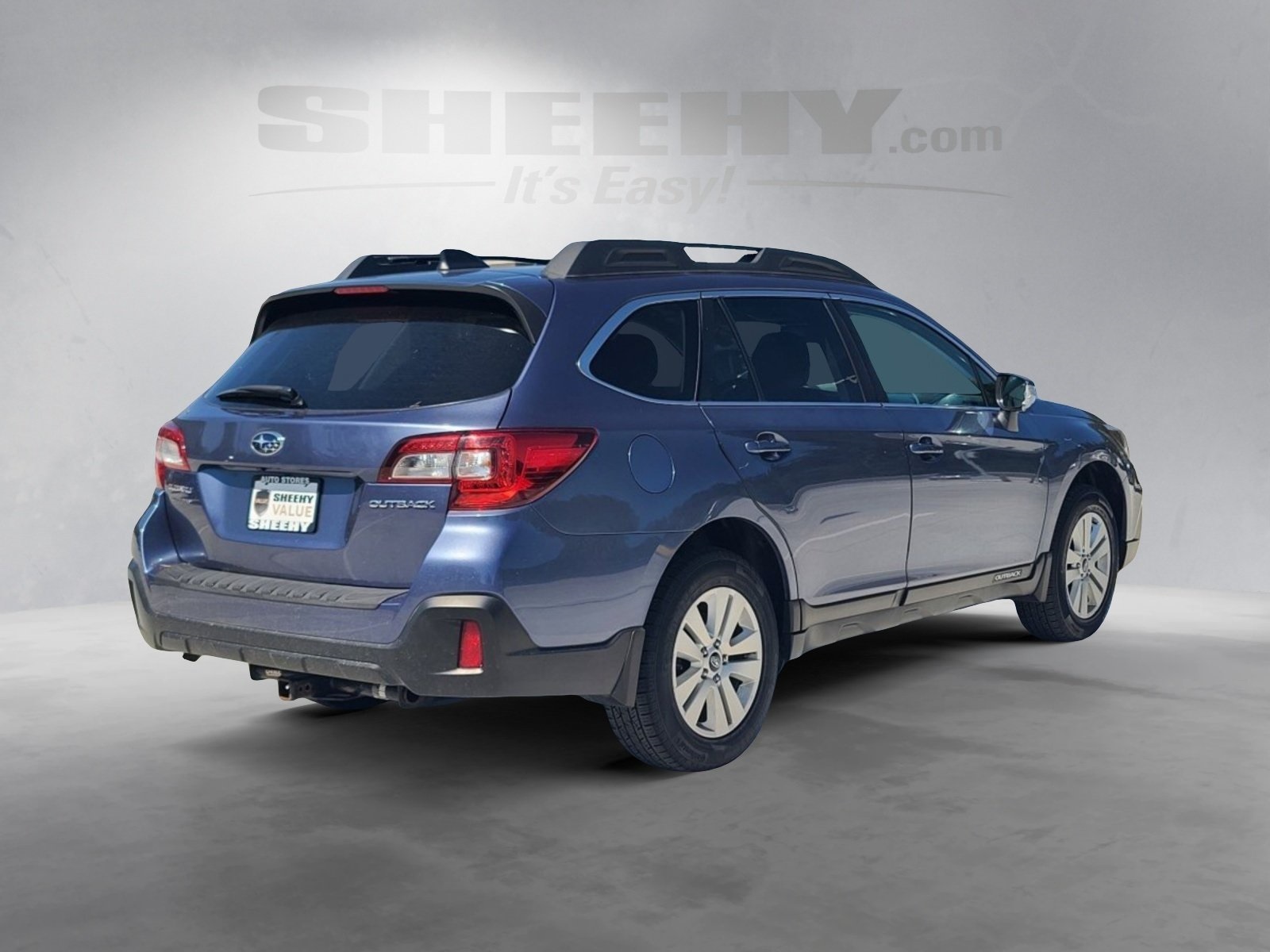 2018 Subaru Outback 2.5i Premium photo 3