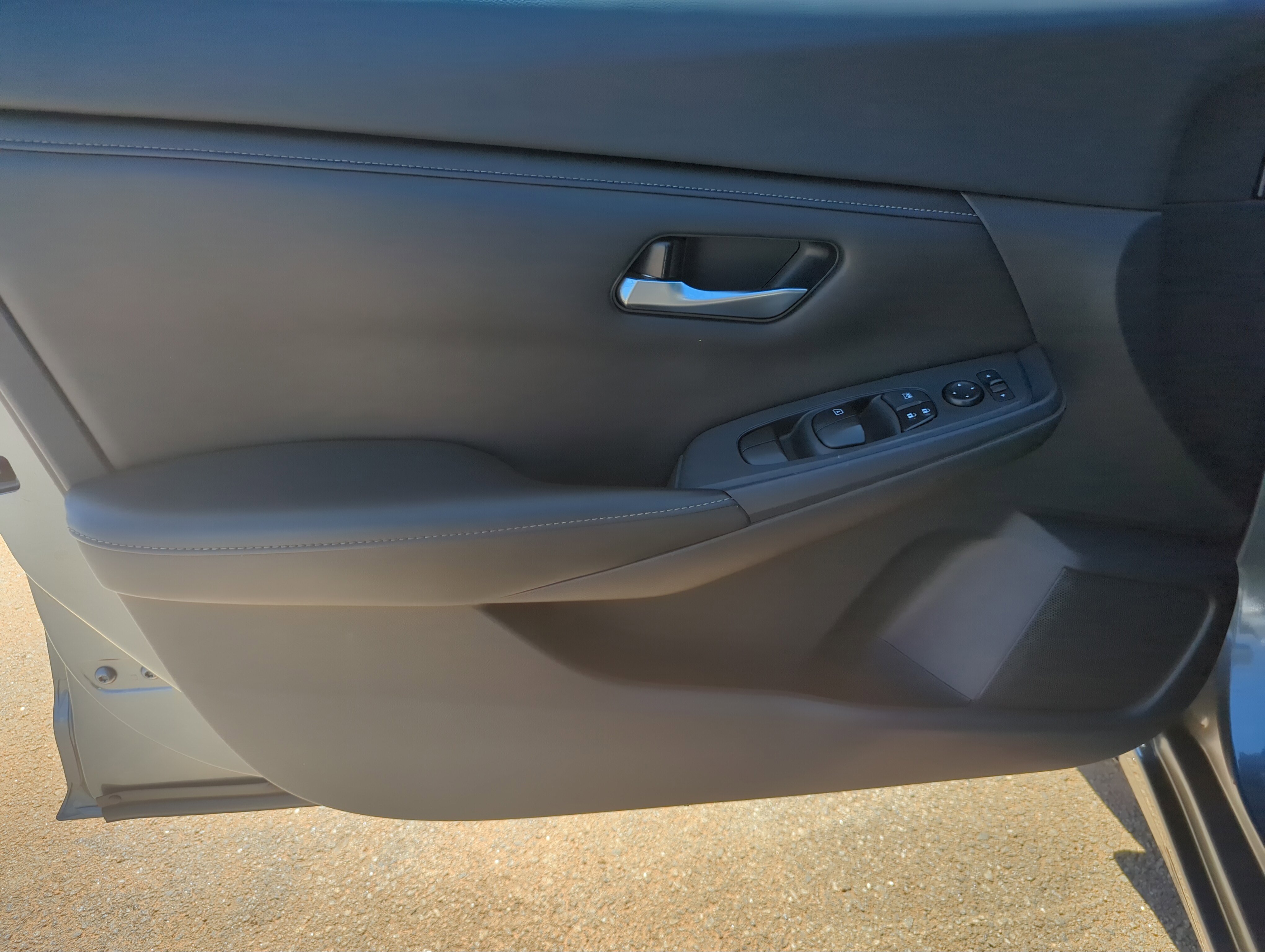 2021 Nissan Sentra SV photo 7