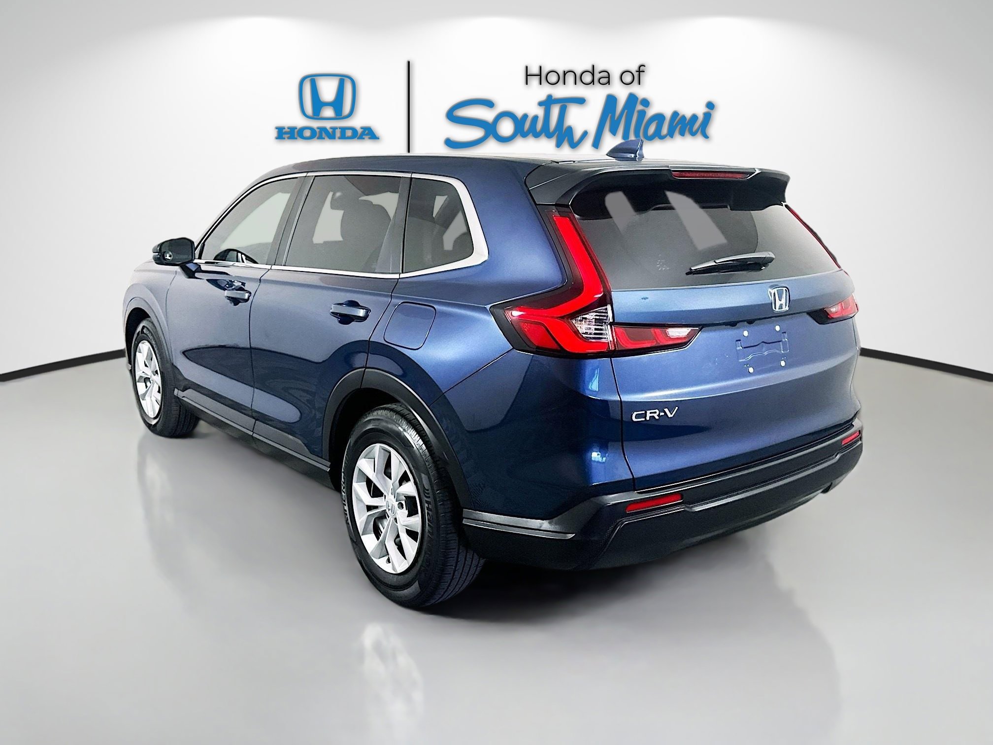 2023 Honda CR-V LX photo 4