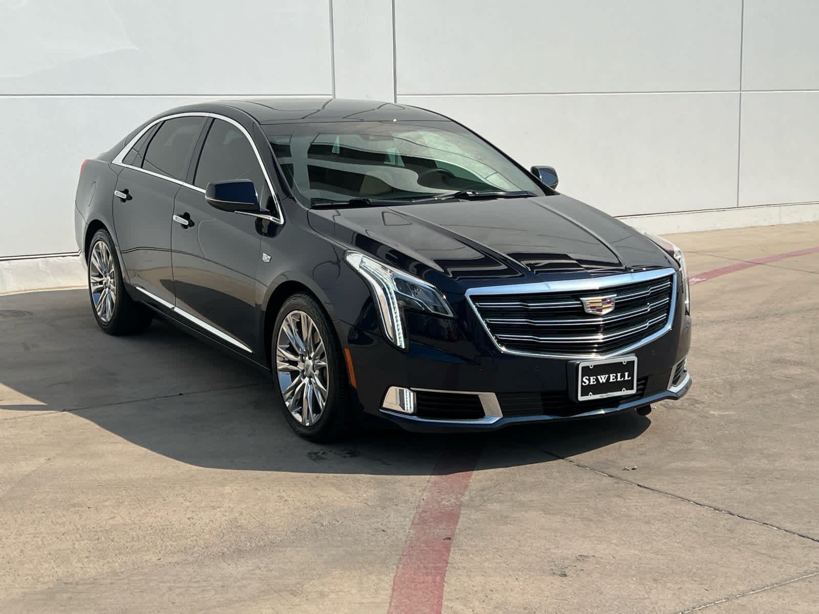 2018 Cadillac XTS Luxury photo 3