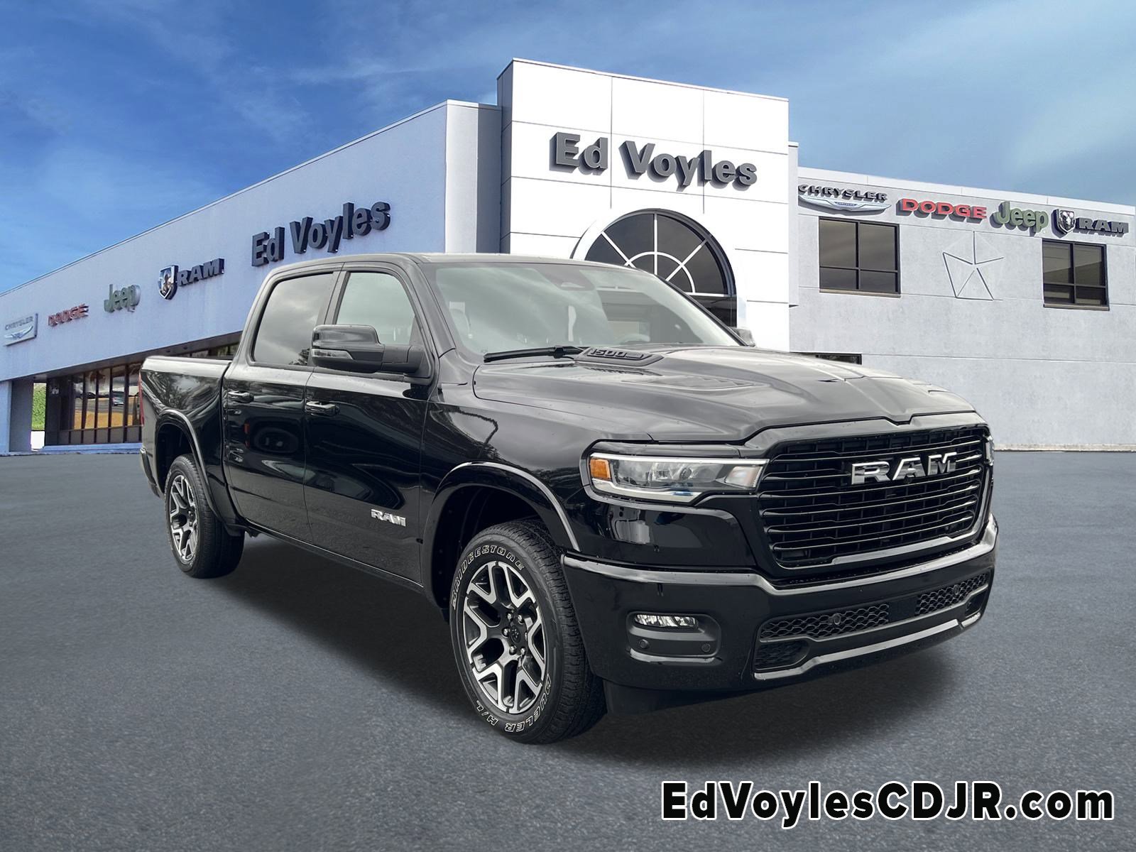 2025 RAM Ram 1500 Pickup Laramie's photo