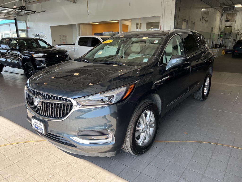 2021 Buick Enclave Essence photo 3