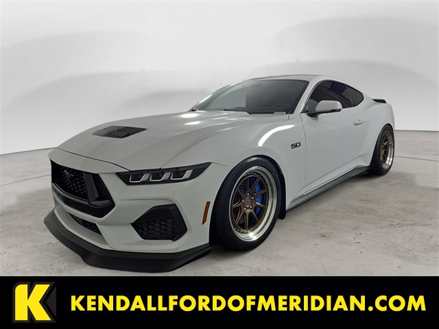 2024 Ford Mustang GT Premium's photo