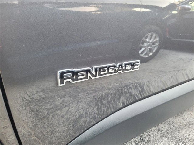2020 Jeep Renegade Latitude photo 4