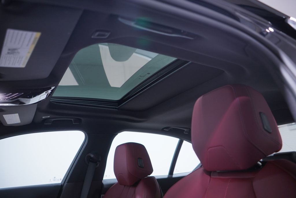 2025 Bmw 530i photo 8