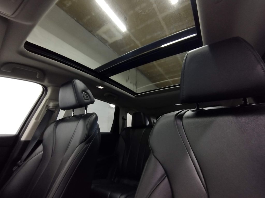 2024 Acura MDX SH-AWD photo 22
